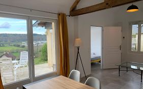 Maison chaleureuse avec parking gratuit